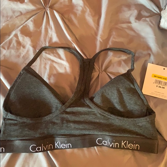 Bralette ๐ค - Picture 4 of 5